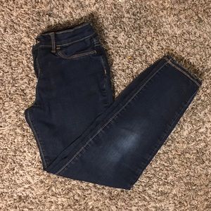 SHIPS TOMORROW Old Navy